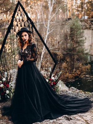 Black Wedding Dresses A-Line Designed Neckline Long Sleeves Natural Waistline Tulle Lace Sweep Bridal Gown_3
