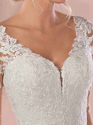 Spitze Brautkleider 2021 Chiffon V-Ausschnitt A-Linie Langarm Spitze Applique Strandhochzeit Brautkleid mit Zug Freie Anpassung_5