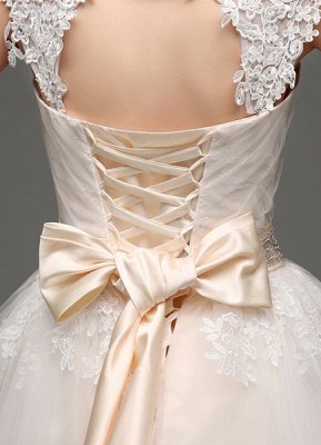 Tulle Cap Sleeves Keyhole Back Robe de mariée princesse avec nœud et ceinture en strass_8