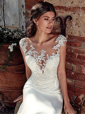 Weißes einfaches Hochzeitskleid Weißes Chiffon Illusion Ausschnitt Ärmellos Hofzug Applique Etui Brautkleider_3