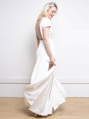 White Simple Wedding Dress Satin Fabric V-Neck Short Sleeves Backless Split Front A-Line Long Bridal Dresses_4