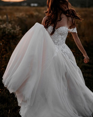 Robe de mariée en dentelle florale chérie Robe de mariée en tulle à épaules dénudées_4
