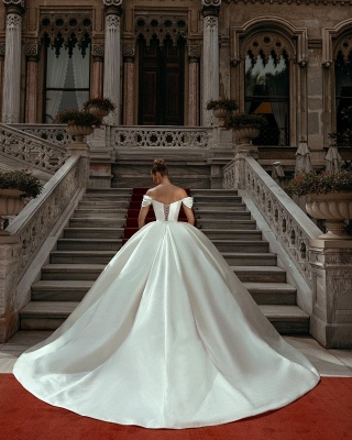 Superbe robe de bal princesse en satin blanc à épaules dénudées robe de mariée Aline chérie_3