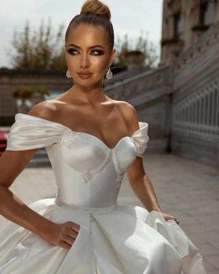 Gorgeous Off-the-Shoulder White Satin Princess Ball Gown Sweetheart Aline Bridal Dress_4