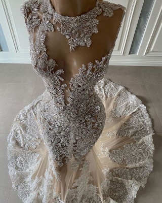 Wunderschönes Meerjungfrau-Abschlussballkleid mit 3D-Blumenkristallen und Spitzenapplikationen_2