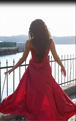 Charming Spaghetti Straps Red Side Slit Prom Dress with Glitter Sequins_3
