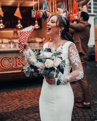 Simple Mermaid wedding Dress with Long Sleeves V-Neck Bridal Dress_5