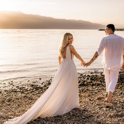 Deep V-Neck White Beach Wedding Dress Sleeveless Aline Long Dress for Bride_3