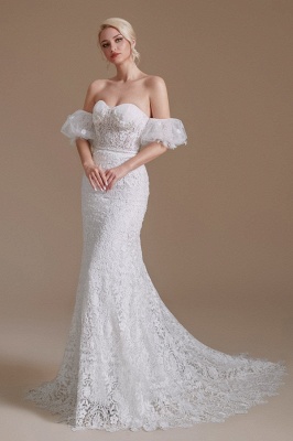 Impresionante vestido de novia con escote corazón y hombros descubiertos con encaje floral y sirena_2