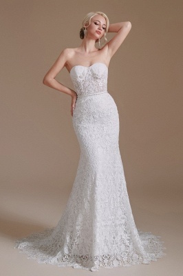 Impresionante vestido de novia con escote corazón y hombros descubiertos con encaje floral y sirena_4