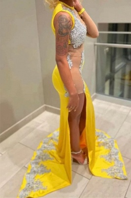 Listones de satén amarillo sexy Vestido largo de fiesta de sirena Escote redondo Dividir lateralmente con apliques plateados_2