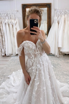 Elegant Off-the-Shoulder White A-line Wedding Dress Tulle Bridal Dress_3