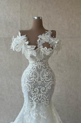 Schulterfreie Brautkleider im Meerjungfrau-Stil aus weißer Spitze mit Blumen_2