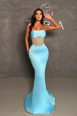 Encantador vestido de fiesta de sirena largo azul cielo satinado sin tirantes con diamantes de imitación