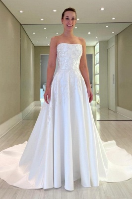 Trägerloses weißes Satin-Brautkleid mit Blumenspitze und A-Linie