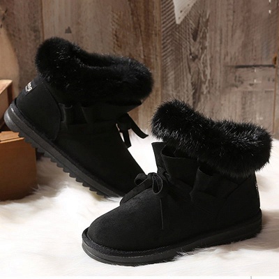 Feather Flat Heel  Boot_9