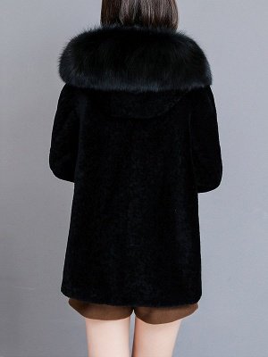 Pockets Buttoned Paneled Fur and Shearling Coat_4