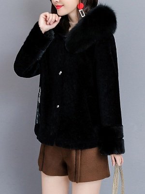 Pockets Buttoned Paneled Fur and Shearling Coat_10
