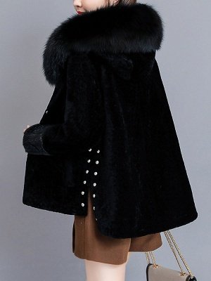 Pockets Buttoned Paneled Fur and Shearling Coat_9