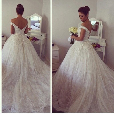 Sexy Off The Shoulder Fluffy Tulle Lace Appliques Ball Gown Wedding Dresses_3