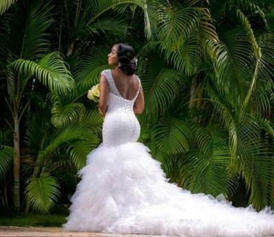 Sexy Mermaid V-neck Wedding Dresses  Sleeveless Beads Court Train Bridal Gowns_3