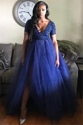 Robe de bal en tulle à manches courtes et à encolure en V_2