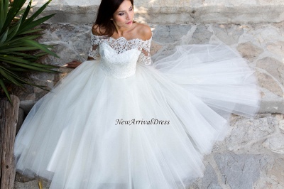 Ball Gown Simple Floor-length Half-sleeves Sexy Off The Shoulder Wedding Dresses_1