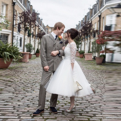 Tulle Designer Lace Appliques New Arrival Tea Length Charming Wedding Dresses_3