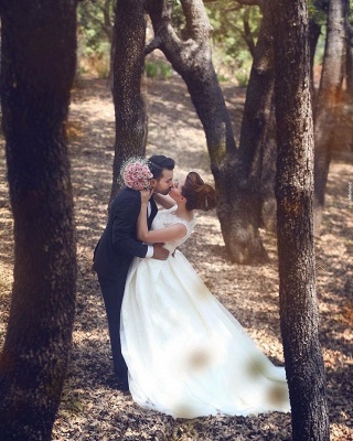 Vestido de novia de encaje de cristal imperio de una línea Vestido de novia de talla grande con volantes más recientes_4