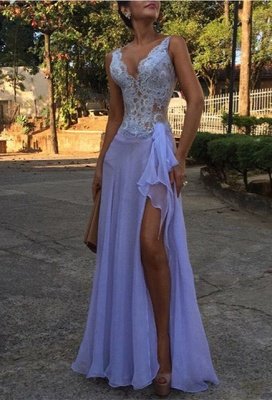 Ärmelloses Abendkleid mit zarten Spitzenträgern | Abendkleid mit Frontschlitz_1