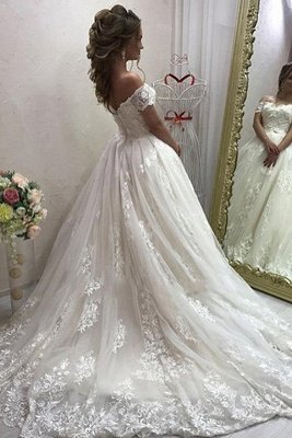 Schulterfrei Spitzen Brautkleider Online Billig | Cheap Sexy Brautkleid aus geschwollenem Tüll_3