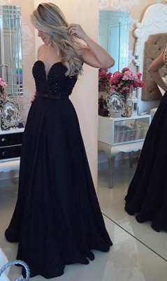 Sweetheart Black Beaded Sexy Prom Dresses Sheer Buttons Back Sweep Train Evening Gowns_1
