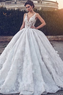 Lace Appliques Sexy Sleeveless Wedding Dresses | Princess Ball Gown V-neck  Bridal Gowns_1