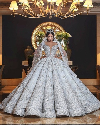 Superbes robes de mariée en dentelle | Robes de mariée de luxe à volants et à volants_2