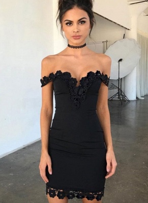 Chic Sheath Homecoming Dresses  Off-The-Shoulder Lace Appliques Cocktail Dresses_1