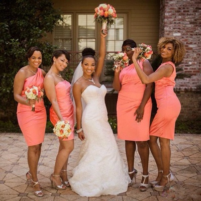 Elegant  One Shoulder Orange Wedding Dress Sheath Knee Length Popular Ruffles Simple Bridesmaid Dresses_2